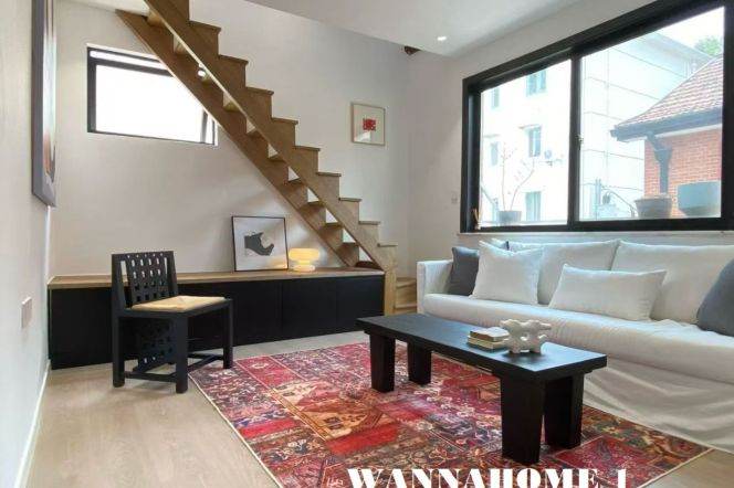 Spacious&Modern Duplex 2Brs 1Bath Apt+Jiang Su Rd+Nice Compound+2F Walk Up