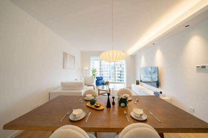 Spacious bright 2br/2bt@JT university 120sqm with ceiling to floor windows 