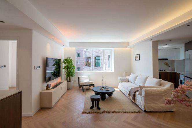 modern 3brs floor heating modern furniture open kitchen nice view line 9 Tianzifang only 22K