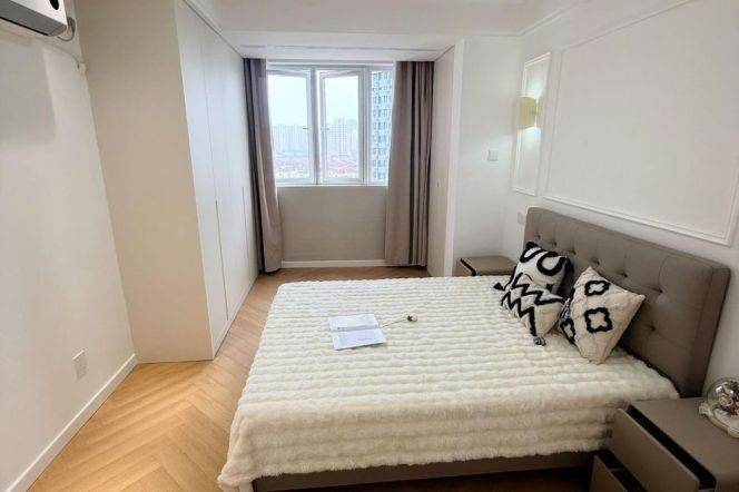 Delightful 2bedrooms elevator Apt+ dryer@L4/10Hongqiao Rd