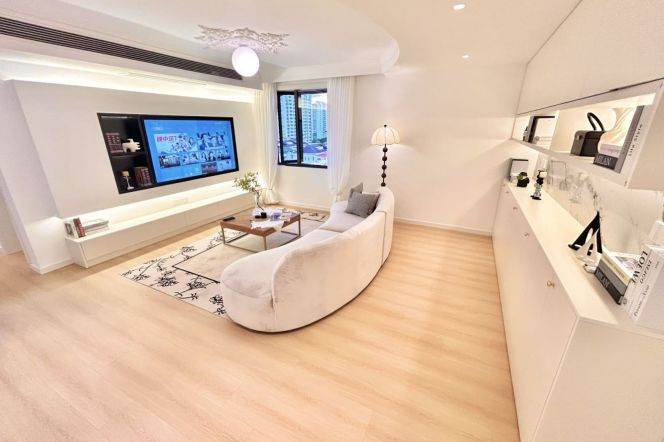 Charming 2bedrooms elevator Apt+heating+central AC+oven@Zhongshan Park