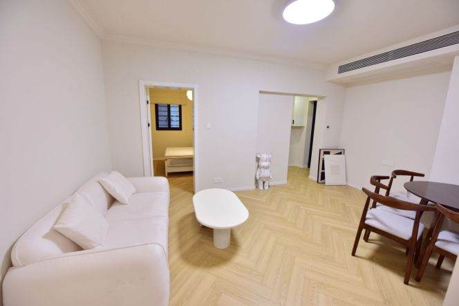 Valuable Fuxing/Fenyang Rd 2BR with Garden/Central AC 10.5K  