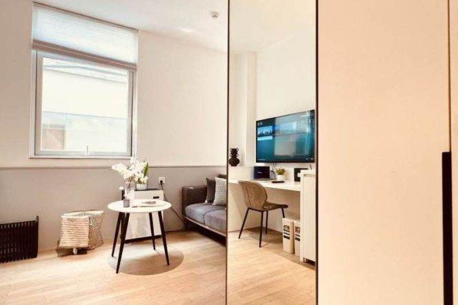 1BR near line 11 with easy access to Jiao'tong Uni for long and short rental