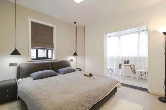 Spacious large 2 br with 2 baths Ideal price 15.5K nice modern decoration M7/2 Jing'an 
