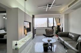 Spacious 3BR 120Sqm + elevator +heating | Next to L2/11 Jiangsu Rd & Jing'an Temple