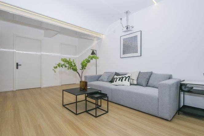 Modern 1BR at One Park Residence | High-Floor with City Views | Prime Jing'an Location