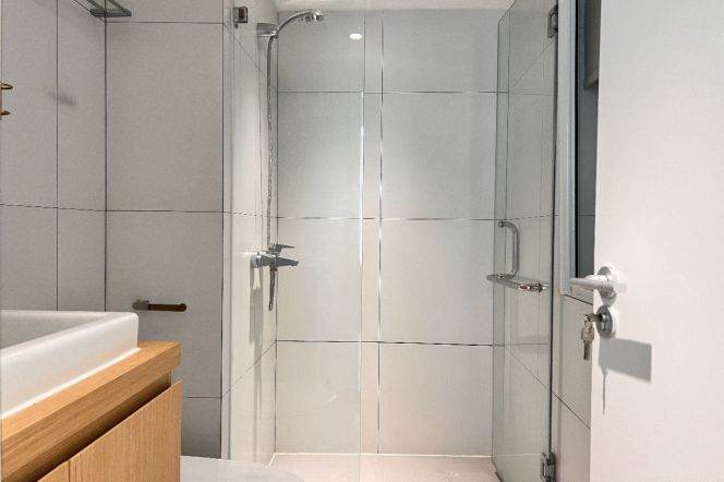 Designer 2BR | 99sqm with Floor Heating & Balcony | Steps from Wukang Rd