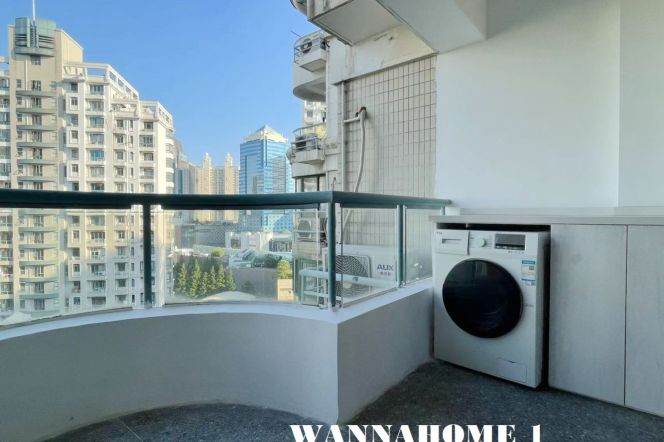 Open Balcony+Spacious&Bright 3Bdrs 2Baths Apt+L13 Wu Ning Rd+Great Compound+Awesome View