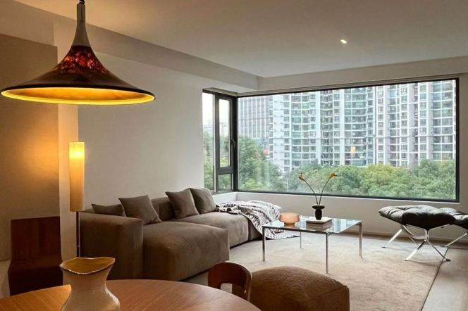 Big French Window bright modern stylish 3 br M3/4 Zhongtan Rd.