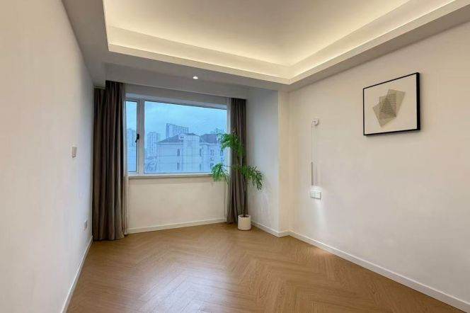 Morden&Bright 2Bdrs /Floor Heating @Caobao Rd &Line 1/12