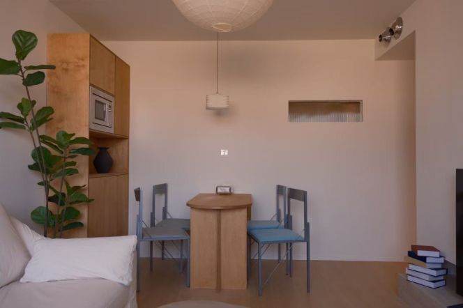 Tongji Garden -1bed balcony- elevator- nice location @ line 7 changping road