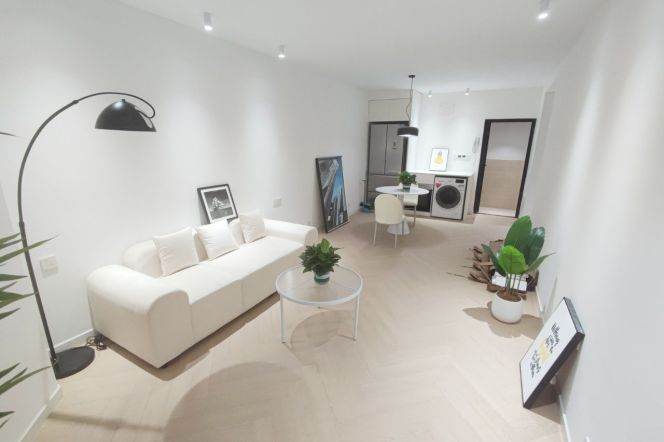 1 Br with Open Balcony/Floor Heating/Central ac/Dish washer, 80 sqm @ Hanzhong metro L12