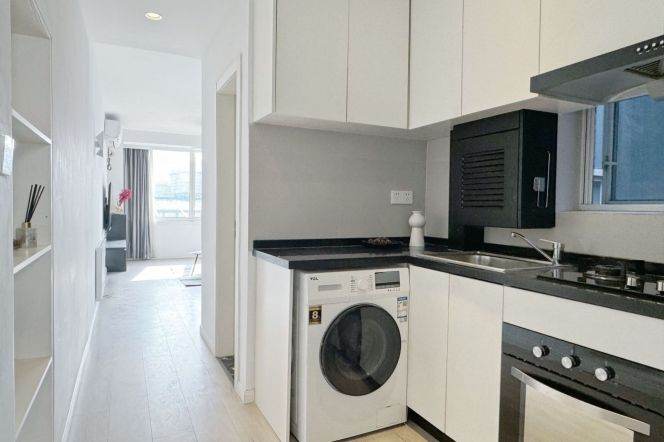 Good daylight, 1Br 75Sqm, Zhongshan park, L2/3/4