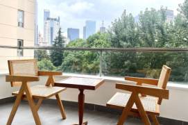 3BR 2BTH w/ Balcony & Pool nr Jing'An Temple M2/7/14