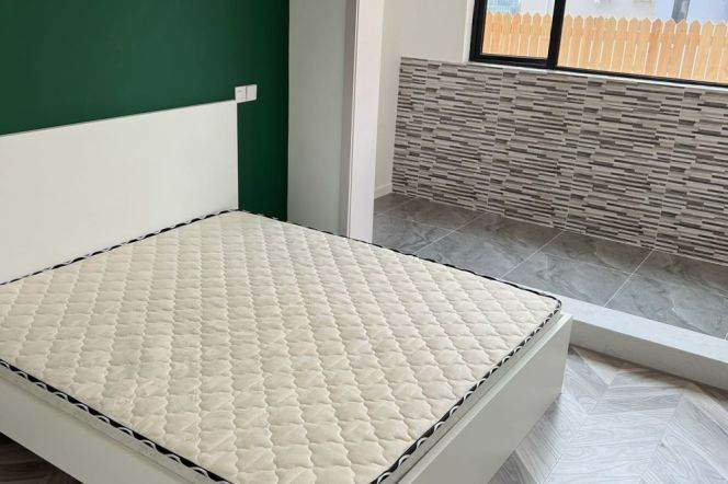 8.5k 1Br at 19th floor with big terrace Nr Jiaotong University line10/11