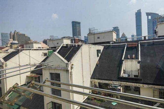 Modern & Unique duplex 1 br with floor heating + open balcony in Jing'an. L 7 ChangPing Rd St.
