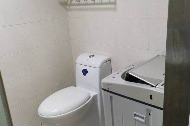 1Studio near Colombia Garden and Dong'hua Uni can long and short term lease