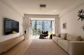 Stunning 2br apt with Floor heating @Changning Line 2&10 