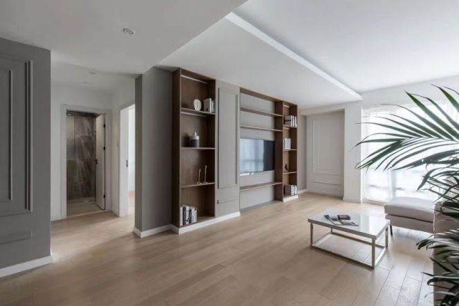 Bright 1BR Apartment at Yanlord Garden Phase II | 68sqm | Prime Lujiazui Location