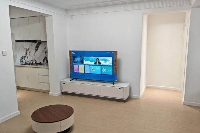 Renovated 1br apt in Beixinjing,close to Songhong,Line 2