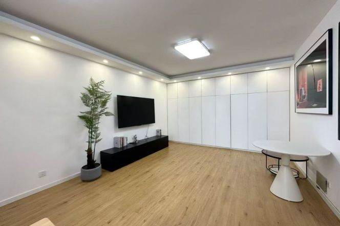 Yunhe Garden 2bedrooms Apt with big windows@Jing'an Temple