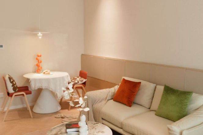 Brilliant one bedroom serviced apt+Floor Heating+oven Nr L7/13/14 Jing'an