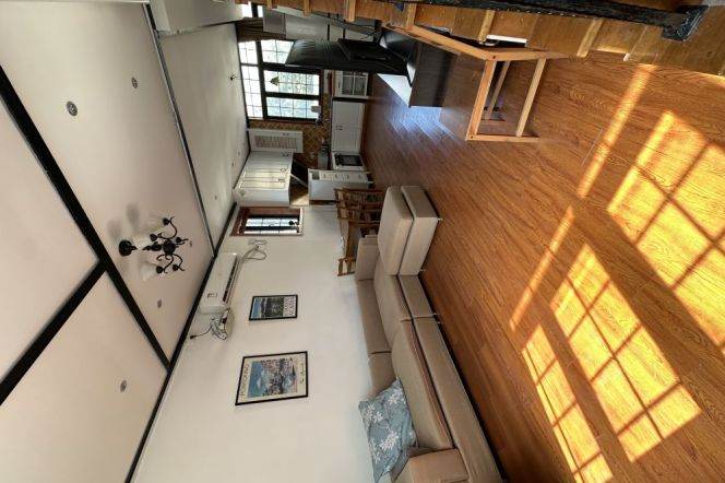 Special Offer-1bed - private terrace- Great Value- Typical shanghai lane house