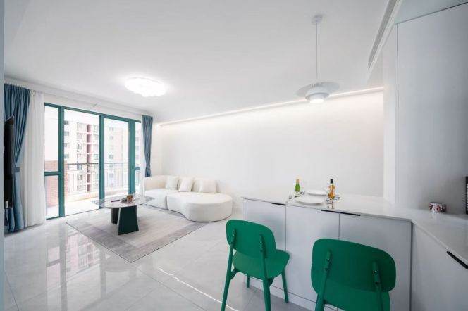  1BR new apt with Balcony in Huangpu   L9&13