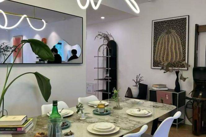 L 13 Jiangning Rd subway station, 2-brs, with underfloor heating and floor-to-ceiling windows