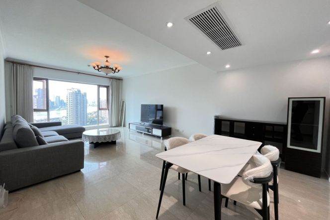 Modern 2brs with river view and floor heating in Pudong 