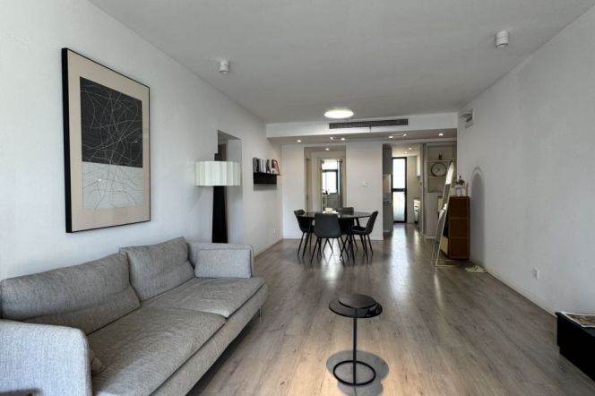 Highrise 3br-2bathr + open balcony | Wuning rd metro L13/14 | Floor heating 16.6K