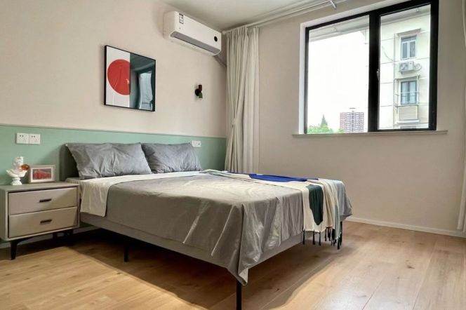 Spacious Separate 1Br/2Lr/1Bt@L2/11 Jiangsu Rd Station 