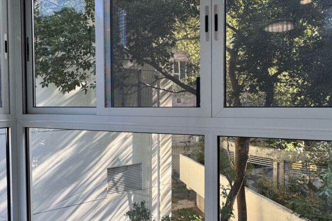 Fabulous 2br-2bathr Apt +balcony  | Jing'an Temple metro L2/7 | Good compound