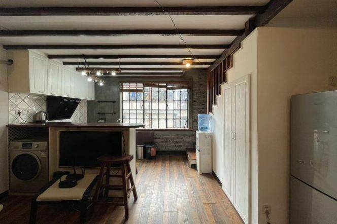 High ceiling 1Br/1Lr/1Bt apt nr Jingan temple,M2/7/14