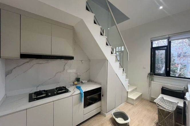 Charming 2Brs/2Lrs/2Bts apt nr South shanxi rd,M1/10/12