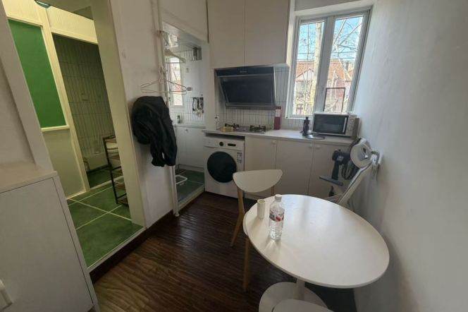 1 br near L1/L10/L12 south shaanxi rd station