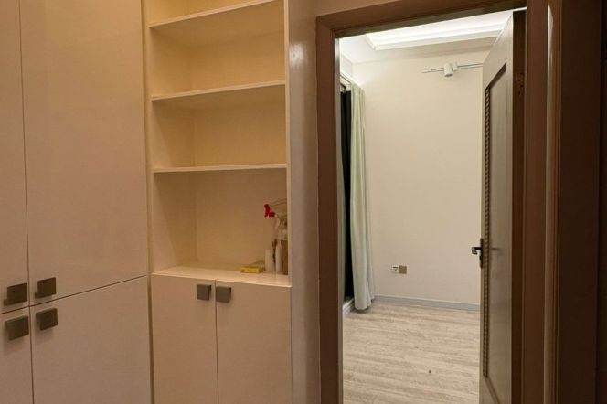 Historic Apt. Super nice Ceiling Line 9/12 Jiashan Rd.