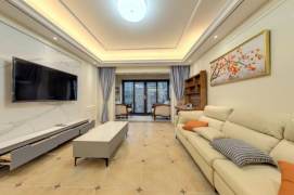 Morden&Bright 3Bdrs 2Baths/Floor Heating @Longbai Xincun &Line 10