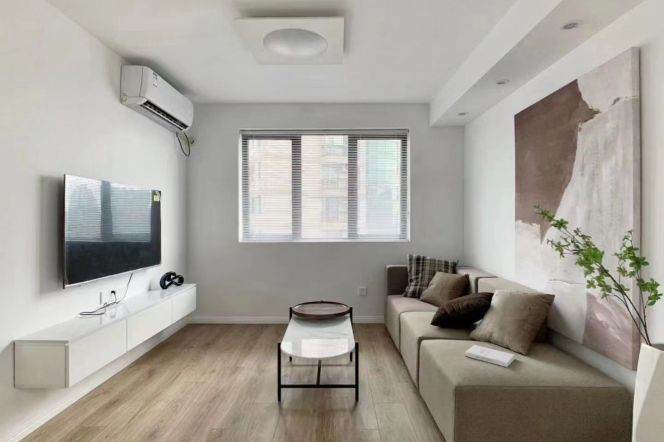 Nice Compound,Brand New 2Brs 2Lrs ,Nr Suzhou Creek,high floor