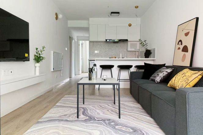 Modern 1br/2living & open balcony/heating@Jiangsu Rd & Line 2/11