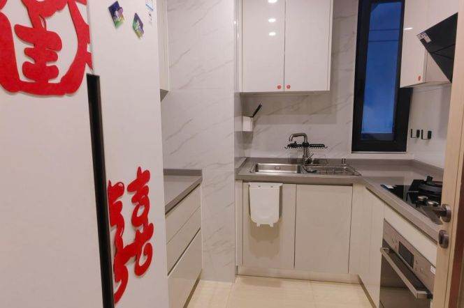 Modern 3 br with floor heating in nice compound in QianTan ,near L 6/8/11