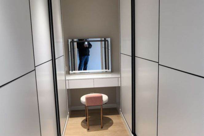 Modern 4brs with floor heating and river view in Lujiazui