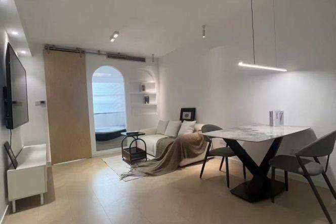 Cozy 1br near Jiangsu Rd L2/11