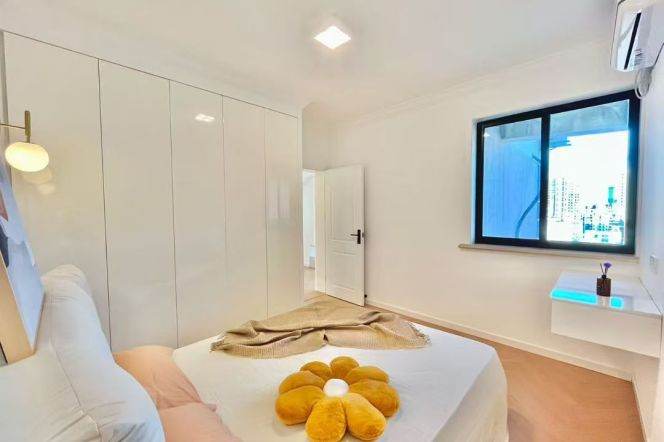 Furnished 2br-Longde Road/line 11