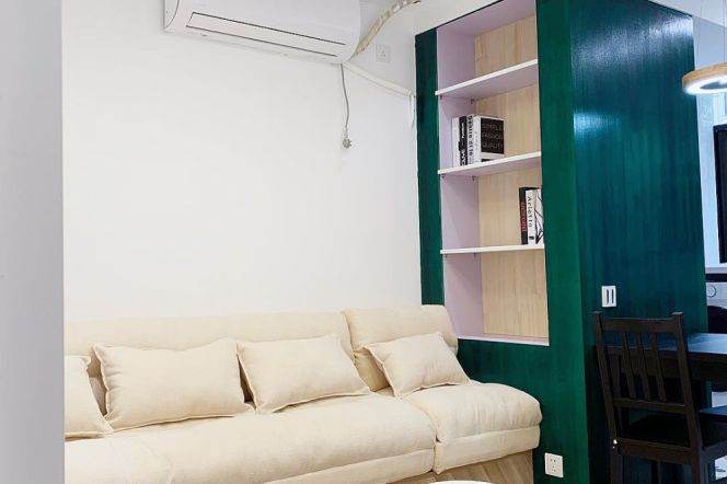 Cozy one bedroom / living-room on Yongjia rd