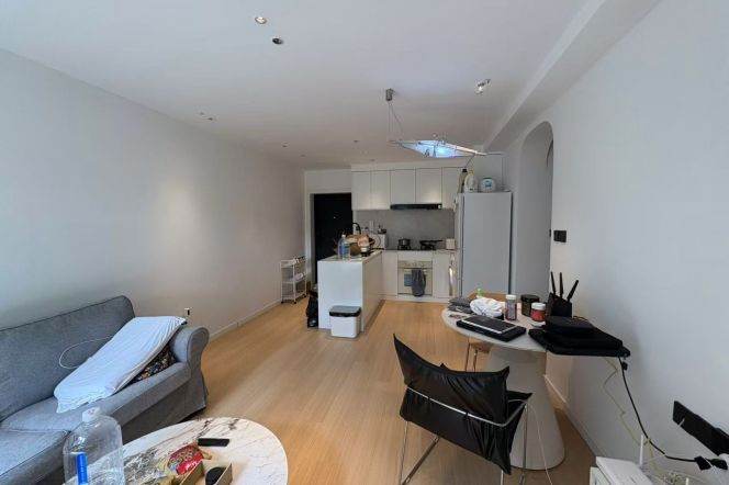 Full furnished 2br/110sqm & heating/elevator @South Shanxi Rd