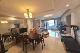 Modern 2brs with floor heating and river view in Lujiauzi