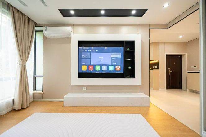 Large 1 Bedroom Apartment for Rent in Datang Garden, Next to Century Park