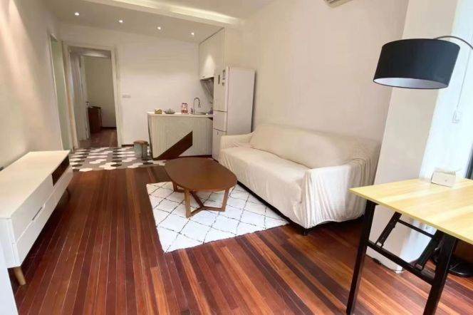 Cozy 1+1 Apt w. big Yard Jingan Temple