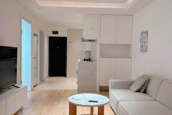 Private Yard 1Bed Good Value@Yishan Road